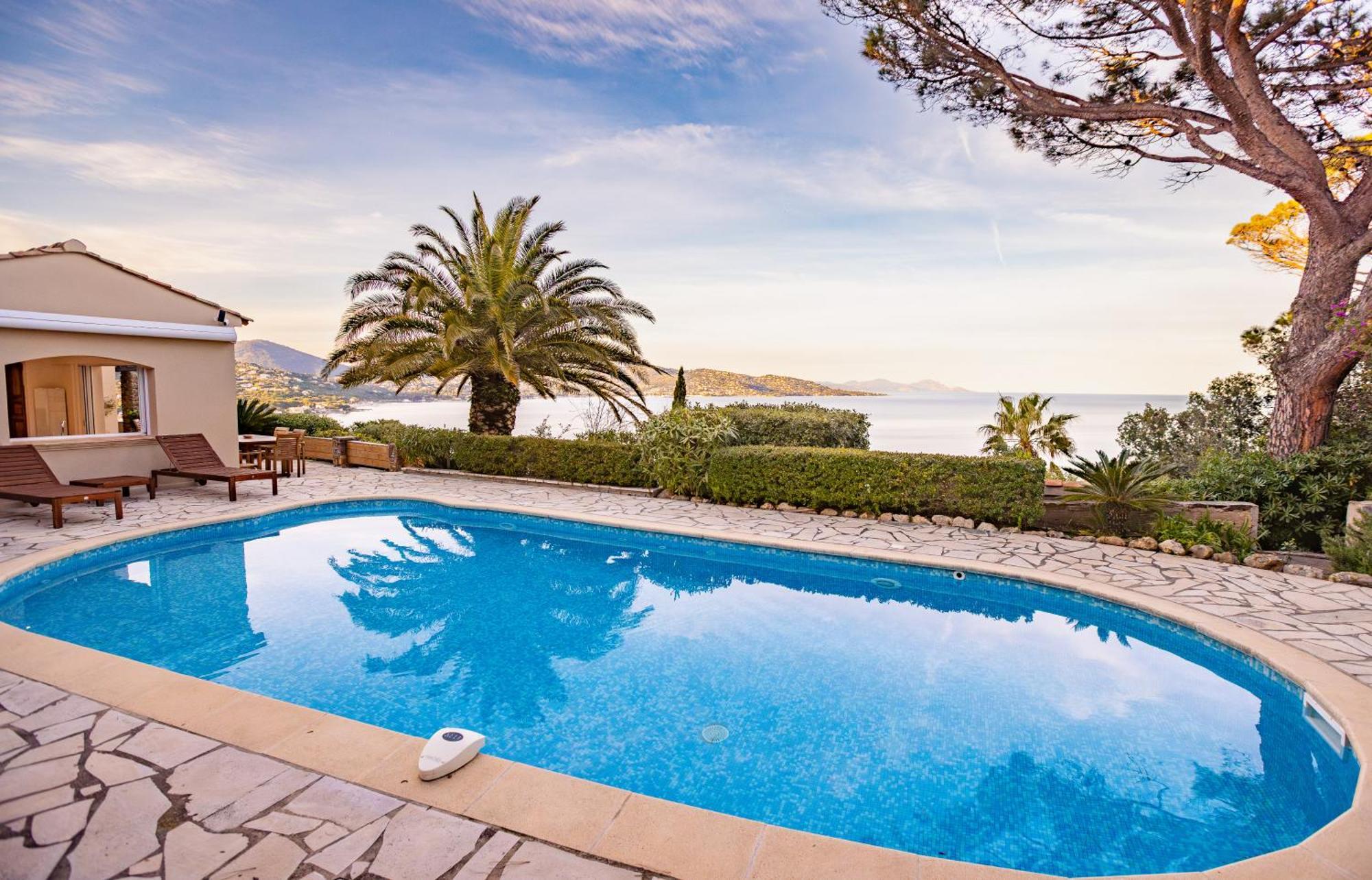 Superbe Villa, Incroyable Vue Mer, Piscine Chauffee, Climatisee Sainte-Maxime Eksteriør bilde